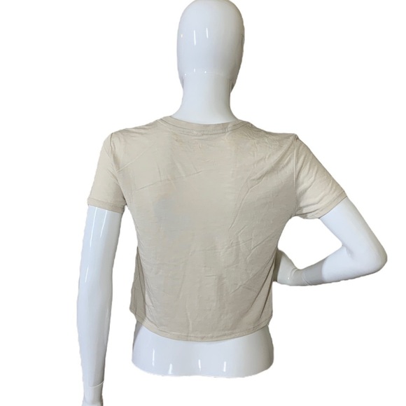 Love Is Dope soft crop top New With Tags - Picture 4 of 7